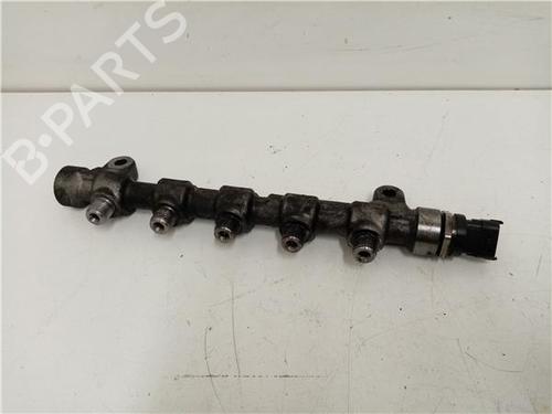 Used Injection rail Injection rail 38361401 38361401