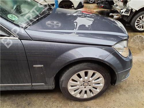 right-front-fenders-mercedes-benz-c-class-w204-2007-2008-2009-2010-2011-2012-2013-2014-2015-38395403 main image
