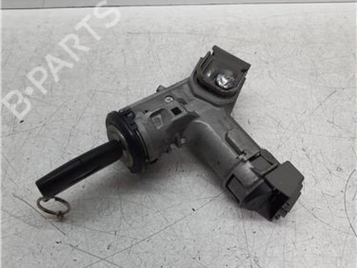 ignition-barrel-ford-fiesta-vi-cb1-ccn-2008-38365418 main image