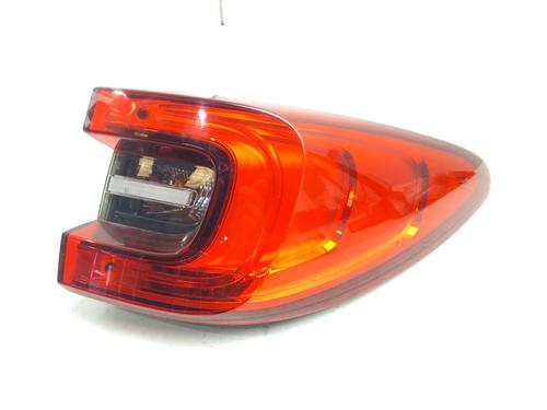 right-taillight-renault-kadjar-ha_-hl_-2015-38395576 main image