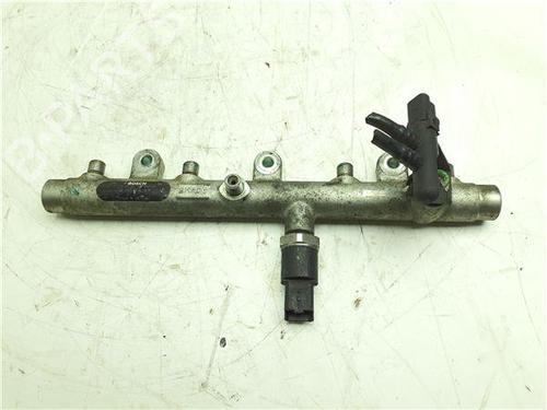 Injection rail CITROËN C5 I (DC_) 2.0 HDi (DCRHZB, DCRHZE) | BP39956342M98 - Image 1