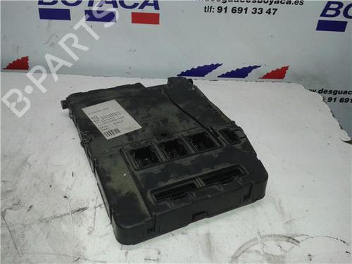 Fuse box RENAULT MEGANE II Saloon (LM0/1_) 1.5 dCi (LM0F, LM0T, LM2B) | BP38406730E1 - Image 2