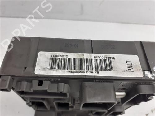 Fuse box RENAULT VEL SATIS (BJ0_) 2.2 dCi (BJ0E, BJ0F) | BP38404591E1 - Image 3