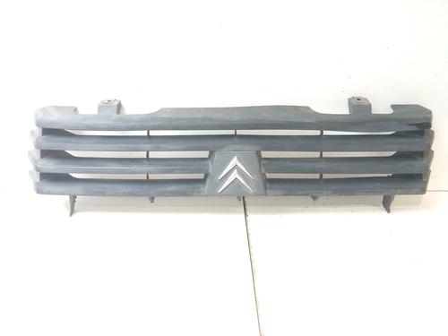Used Grille Grille 38404573 38404573