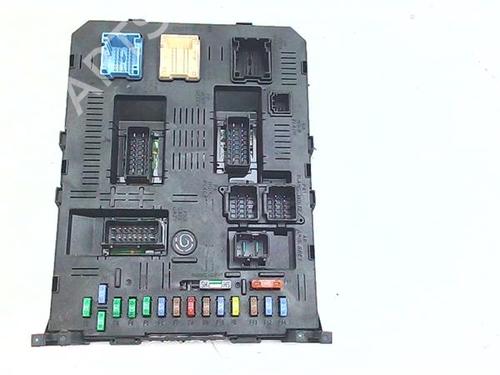 Used Fuse box Fuse box PEUGEOT 407 (6D_) 1.6 HDi 110 (6D9HZC, 6D9HYC) (109 hp) 39956201 39956201