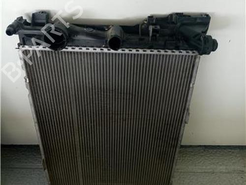 water-radiator-mercedes-benz-e-class-w212-2009-2010-2011-2012-2013-2014-2015-2016-38363907 main image