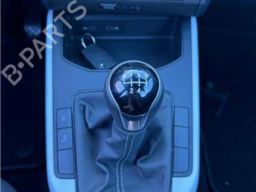shift-knob-seat-arona-kj7-kjp-2017-38380341 main image