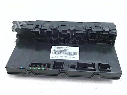 Used Fuse box Fuse box 38396124 38396124