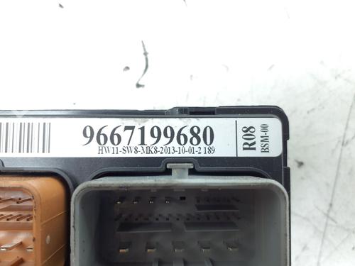 Fuse box CITROËN DS3 (SA_) 1.6 HDi 90 | BP39207793E1 - Image 4