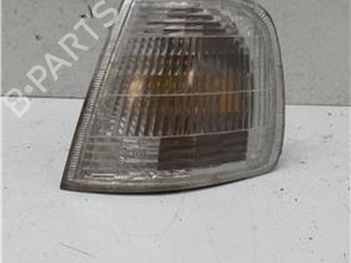 Used Right front indicator Right front indicator 38359777 38359777