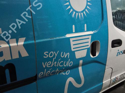 right-slide-door-nissan-nv200-van-2010-38333758 main image
