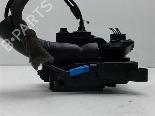 front-right-lock-renault-megane-iv-saloon-2016-38354680 main image