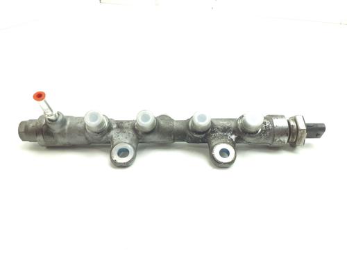 Used Injection rail Injection rail 38411414 38411414