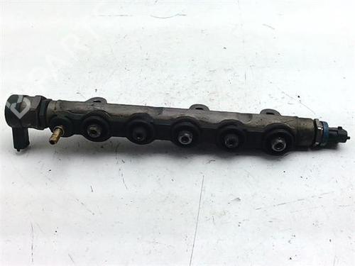 Used Injection rail Injection rail 38374563 38374563