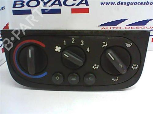 Used Climate control Climate control 38367128 38367128