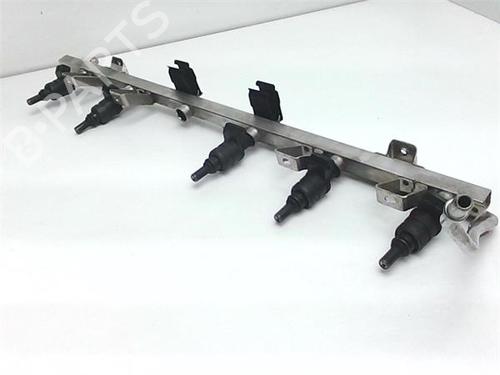 Used Injection rail Injection rail 38382834 38382834