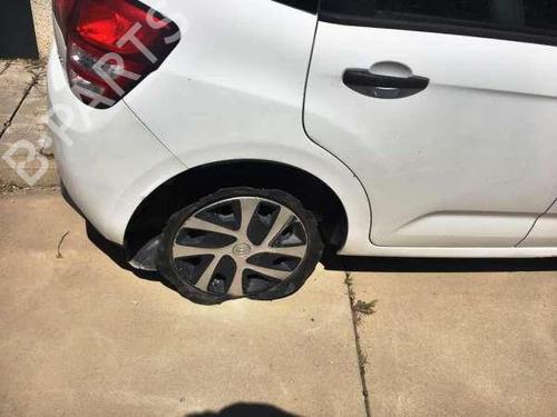 Engine CITROËN C3 II (SC_) 1.4 HDi 70 (SC8HZC, SC8HR0, SC8HP4) | BP39961839M1 - Image 20