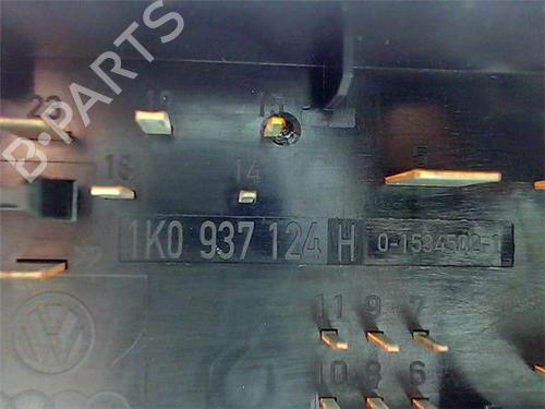 Fuse box VW GOLF V (1K1) 2.0 TDI 16V | BP38387624E1 - Image 3