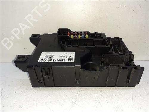 Fuse box OPEL CORSA D Hatchback Van (S07) 1.3 CDTI (L08) | BP38359985E1 - Image 2