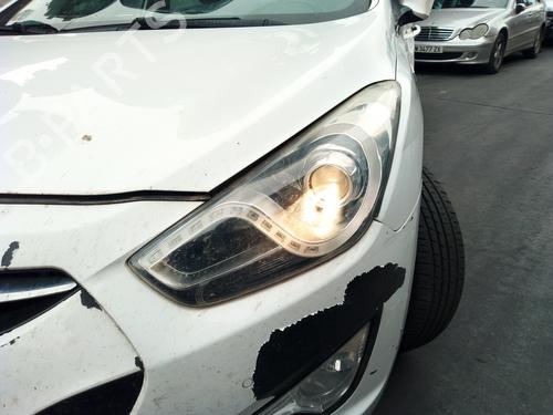 Left headlight HYUNDAI i40 I (VF) 1.7 CRDI | BP39621604C28 - Image 2