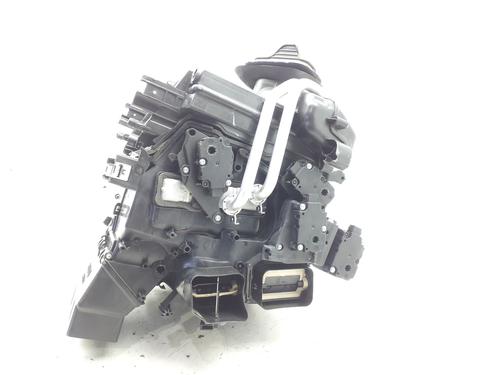 Heater matrix box AUDI Q5 (FYB, FYG) 2.0 TDI quattro | BP40158197M61 - Image 4