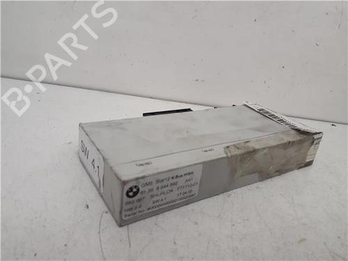 Used Fuse box Fuse box 38353225 38353225