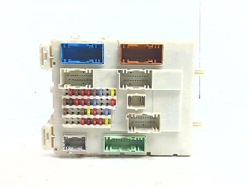 Used Fuse box Fuse box 38398101 38398101