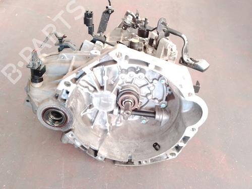 gearbox-hyundai-i20-i-pb-pbt-2008-2009-2010-2011-2012-2013-2014-2015-38398586 main image