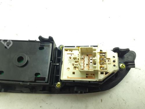 Left front window switch HYUNDAI ix35 (LM, EL, ELH) 1.6 | BP38334824I27 - Image 4