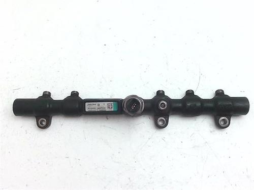 Used Injection rail Injection rail 38379599 38379599