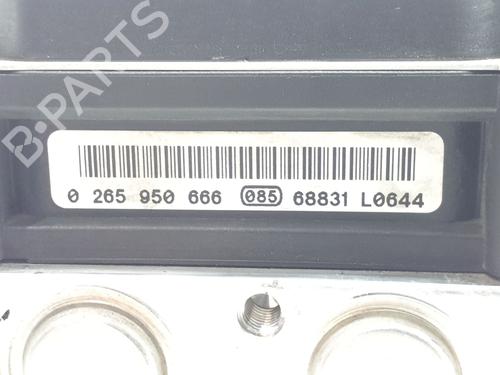 ABS pump BMW 5 (E60) 520 d | BP38333791M43 - Image 7
