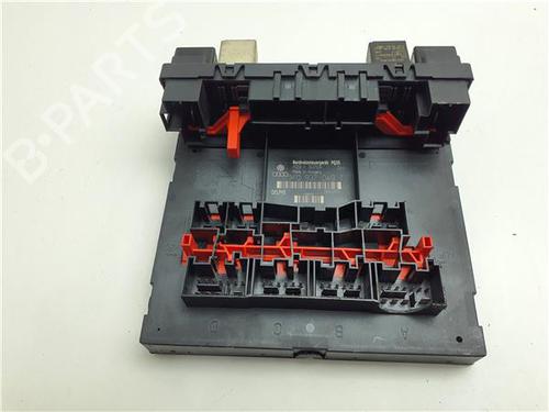 Fuse box SEAT TOLEDO III (5P2) 2.0 FSI | BP38375431E1 - Image 3
