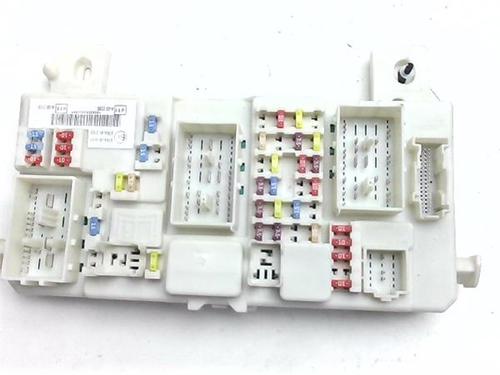 Used Fuse box Fuse box 38352566 38352566