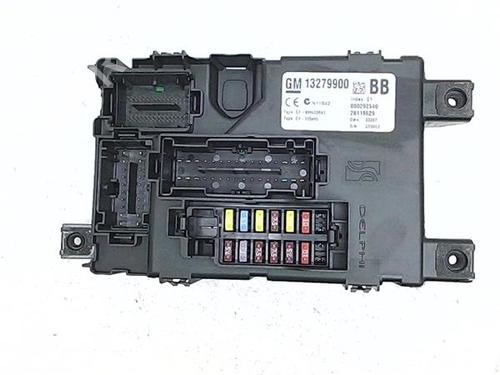 Used Fuse box Fuse box 38355917 38355917