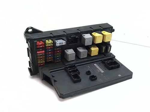 Used Fuse box Fuse box 38374536 38374536