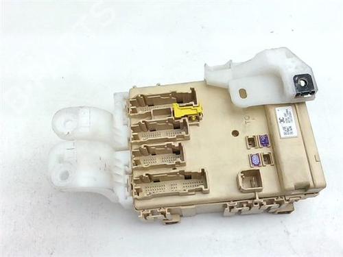 Used Fuse box Fuse box 38376238 38376238