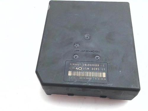 fuse-box-renault-megane-ii-saloon-lm01_-2003-38384526 main image