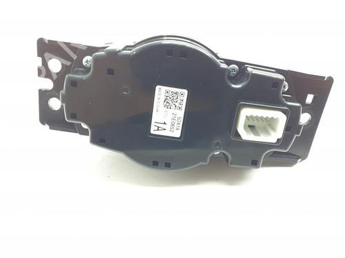 Switch INFINITI QX30 2.2 D AWD | BP38375577I30 - Image 2