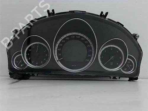 Used Instrument cluster Instrument cluster 38386154 38386154