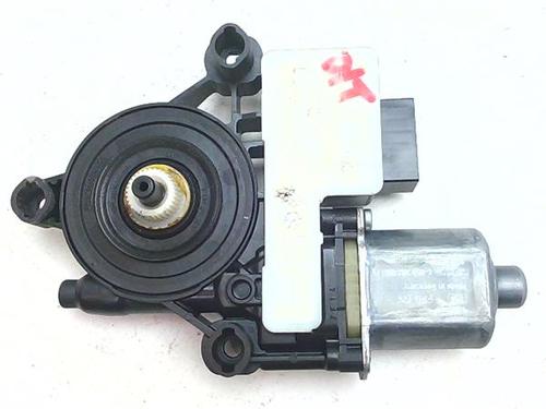 Used Right rear window motor Right rear window motor SEAT ATECA (KH7, KHP) 2.0 TDI 4Drive (150 hp) 40009120 40009120