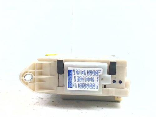 Fuse box LEXUS IS II (_E2_) 220d (ALE20) | BP38399223E1 - Image 3