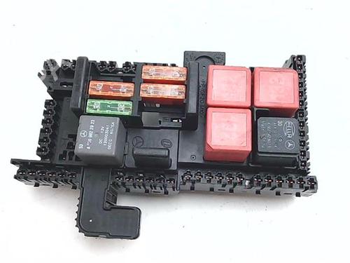 Used Fuse box Fuse box 38377575 38377575