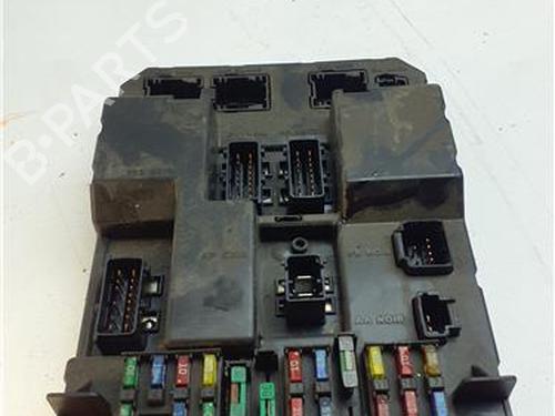 Caixa de fusíveis Caixa de fusíveis 39168948 39168948