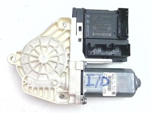 Left front window motor VW PASSAT B6 (3C2) 2.0 TDI 16V | BP38392923E21 - Image 5