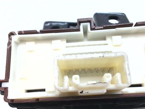 Switch TOYOTA AURIS (_E18_) 1.3 Dual-VVTi (NRE180_, NRE180R) | BP38387483I30 - Image 2