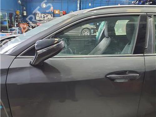 left-front-door-lexus-ux-_aa1_-_ah1_-_ma1_-2018-38383556 main image