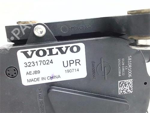 Auxiliary water pump VOLVO XC90 II (256) B5 Mild-Hybrid AWD | BP38386987M111 - Image 4