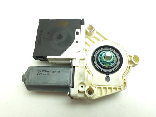 Used Right front window motor Right front window motor 38444465 38444465