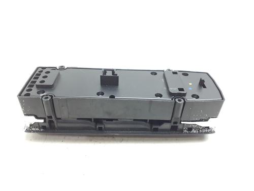 Left front window switch MERCEDES-BENZ C-CLASS (W204) C 200 CDI (204.007, 204.006) | BP39529062I27 - Image 3