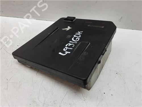 Used Fuse box Fuse box 38361710 38361710